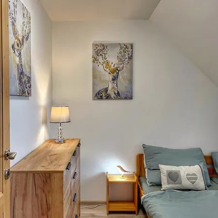 Apartament Tatris *